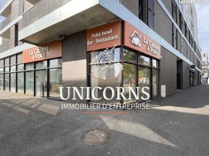 Local commercial 151 m²