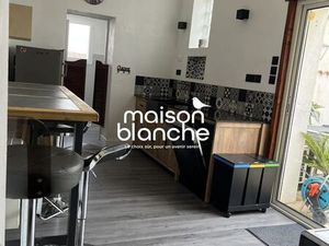 Propriété 5 pièces 201 m²