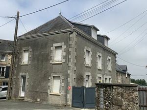 Immeuble 302 m² Oisseau