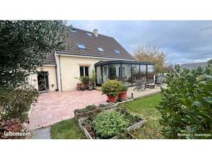 Maison 9 pièces 189 m²