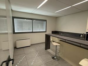 Bureaux 275 m² Fréjus