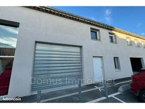 Local commercial 180 m² Vedène