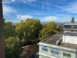 Local 109 m² MULHOUSE