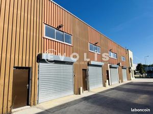 Local d'activité 271 m²