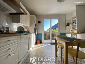 Maison 5 pièces 126 m²