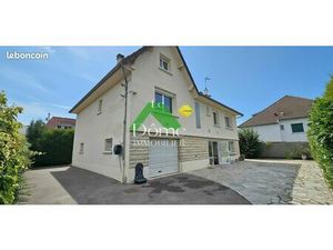 Villa 8 pièces 214 m²