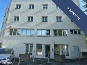 Bureaux 1600 m² Neuilly Sur Marne