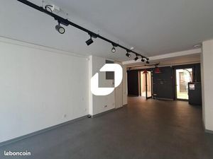 Local commercial 85 m²