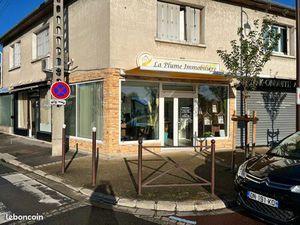 Local commercial 830