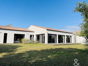 Villa 7 pièces 175 m²