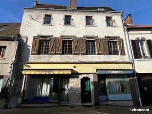Maison Ivry la Bataille