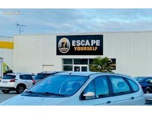 LOCAL COMMERCIAL 220 m2 a SAINTES