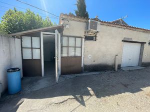 Atelier à louer 600EUR à Barbentane