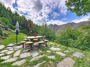 Propriété 4 pièces 130 m²