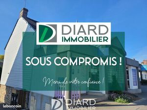 Immeuble 147 m² Châteaubourg