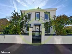 Maison 10 pièces 170 m²