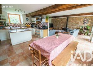 Longère 6 pièces 130 m²