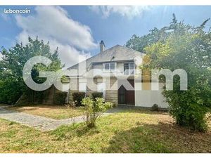 Maison 13 pièces 244 m²