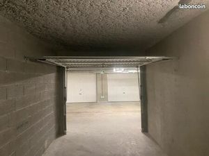 Garage double 25m2 porte automatique electricite