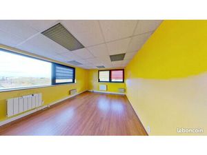 Bureaux 45 m² ELANCOURT
