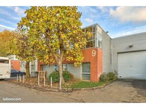 Local d'activité 326 m²