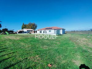 Maison proche Villeneuve De Marsan 4 pièce(s) 148 m2