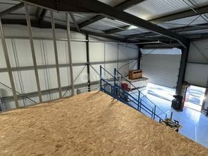 LOCAL D'ACTIVITE A LOUER