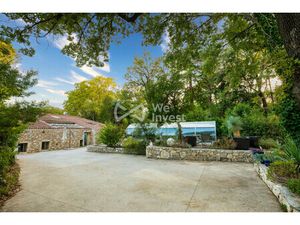 Propriété de charme rénovée – 240 m² de caractère avec p