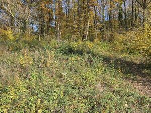 Terrain à bâtir de 1861 m²  SOUS COMPROMIS