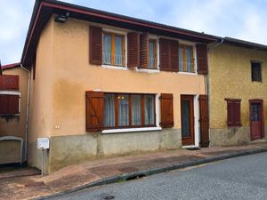 Vente maison 8 pièces 173 m² à Aigueperse (69790)  95 000 €