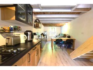 MAISON DE VILLAGE 2 chambres + bureau + GRANGE + parking - proche centre et nature