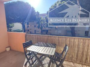 Vente appartement 2 pièces 35m2 Le Lavandou 83980 - 158000 € - Surface Privée