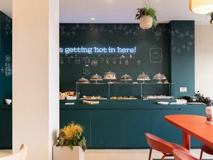 Bien professionnel à vendre à Ixelles € 1.350.000 (LGTGH) - CD Properties | Zimmo