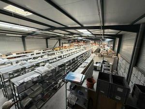 Local d'activités à vendre