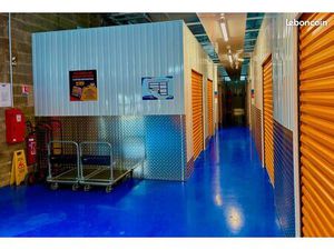 Box - Garde-meubles - Garage - Local de stockage sécurisé