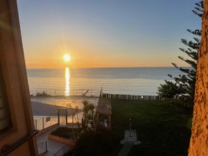 Superbe Studio avec Vue sur Mer à Santa-Lucia-di-Moriani ave