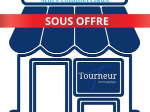 RARE EMPLACEMENT 1ER ORDRE MUR COMMERCIAL AXE TRES PASSANT G