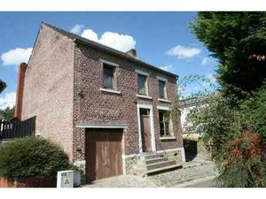 Incourt -Maison 3 chambres avec garage et dépendances