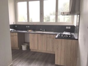 Location appartement 4 pièces 90 m² à Vire (14500)  580 €