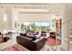 Vente Maison 8 pièces de 260m² - 13840 Rognes