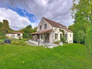 +++ VISITES SUSPENDUES +++ Villa 4 chambres avec étang