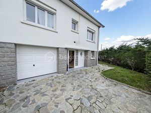 Maison de 132 90 m² à Tourlaville