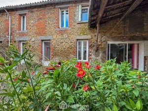 Vente Maison à Saint-Mesmin (85700) : à vendre / 202m² Saint-Mesmin