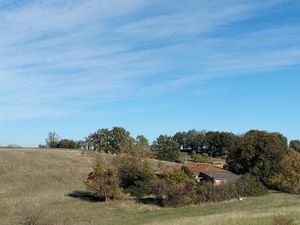 Fermette avec 13.8 ha prairie en bio plusieurs dépendances