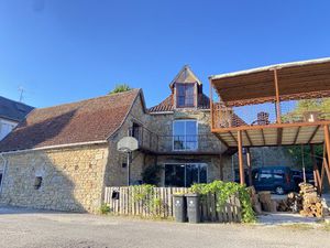 Maison et dépendances