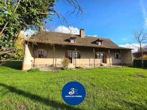 Vente maison 8 pièces 223 m² à Baudrières (71370)  179 000 €