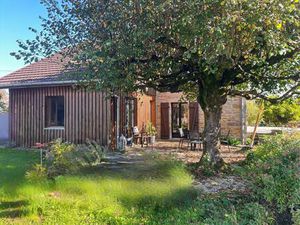 Aumont (39) - Maison - 125m2 - 4 chambres - Jardin arboré