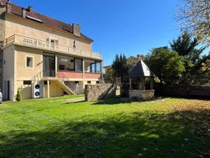 Vente maison 7 pièces 214 m² à Lalinde (24150)  351 648 €