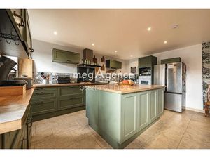 Vente maison 6 pièces 170 m² à Tréguier (22220)  480 000 €