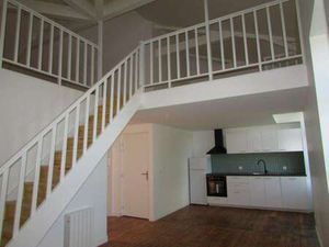 Location Appartement 3 pièces à Paimpol (22500) : à louer 3 pièces / 63m² Paimpol